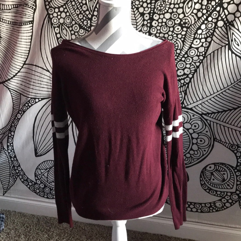 American eagle maroon, soft sweater.